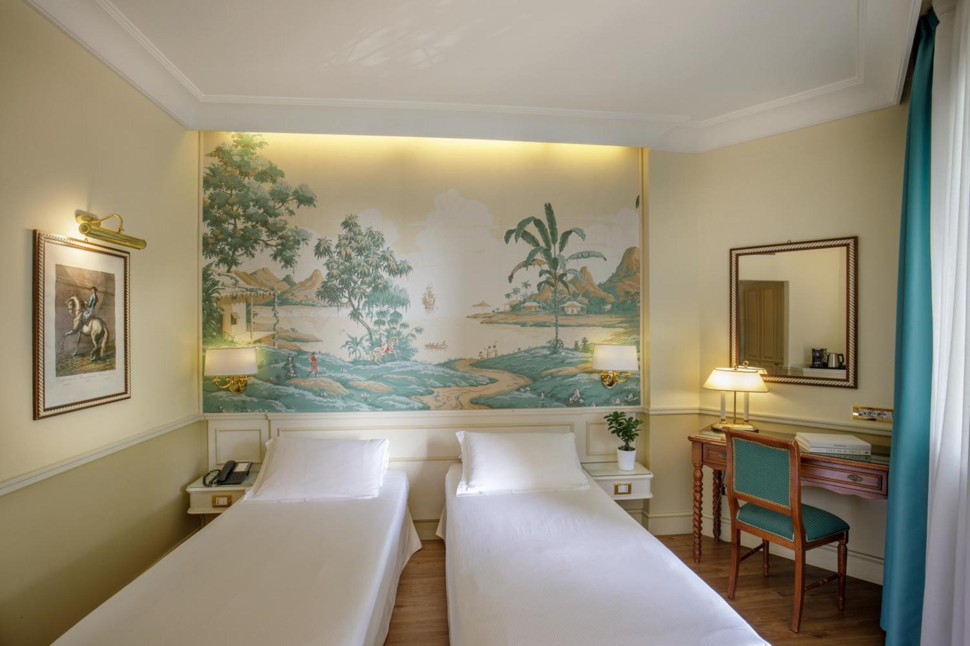 Superior Twin Room