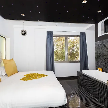 Jc Contemporary Hotel-3